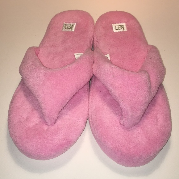 Macy’s Flip-Flop Slippers NWOT - Picture 2 of 8